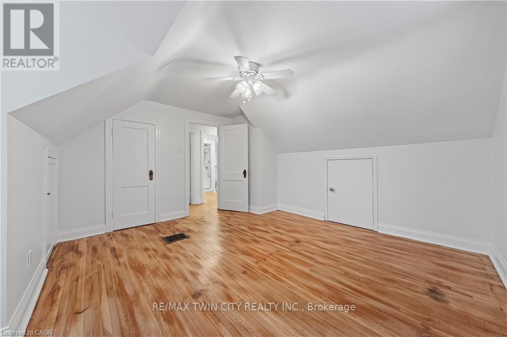 303 Highway 5 Highway, Brant, Ontario  N0E 1N0 - Photo 28 - X12718272