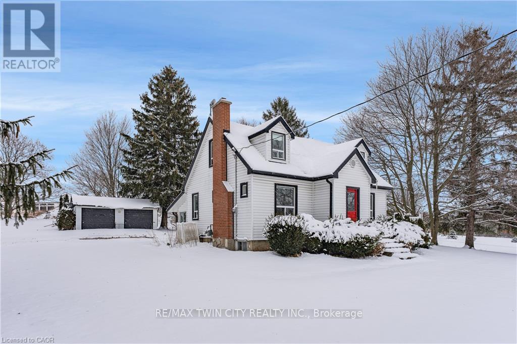 303 Highway 5 Highway, Brant, Ontario  N0E 1N0 - Photo 3 - X12718272