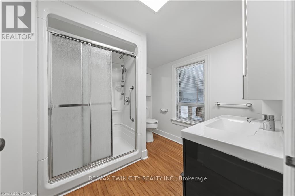 303 Highway 5 Highway, Brant, Ontario  N0E 1N0 - Photo 30 - X12718272