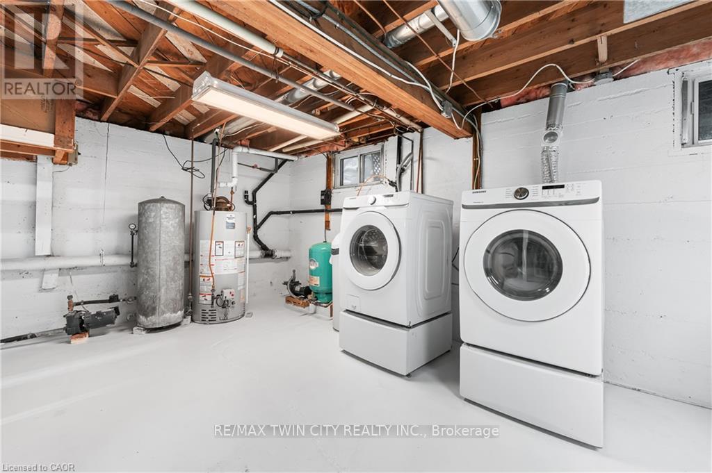 303 Highway 5 Highway, Brant, Ontario  N0E 1N0 - Photo 35 - X12718272