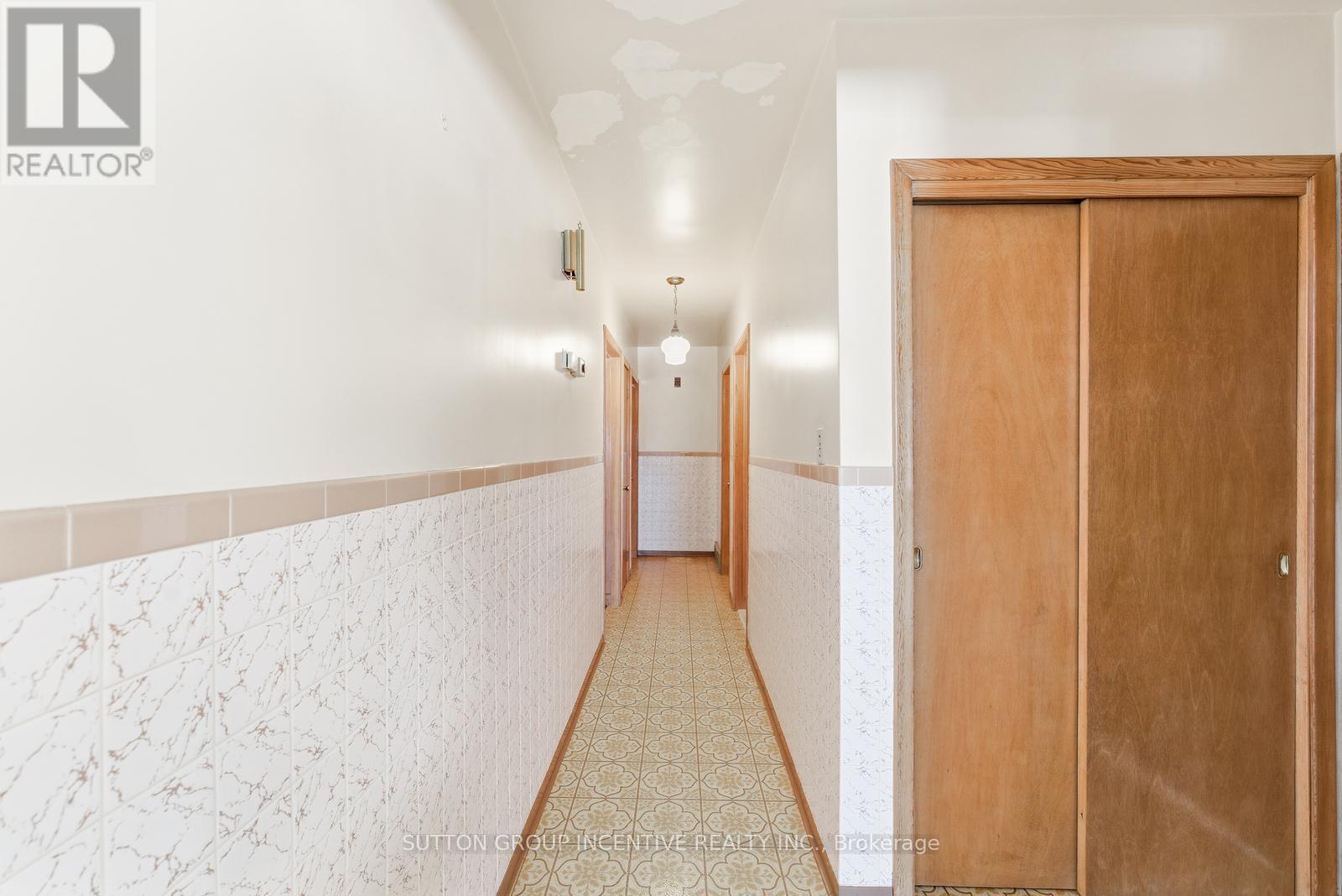 71 Kilgour Avenue, Welland, Ontario  L3C 2P8 - Photo 16 - X12718286