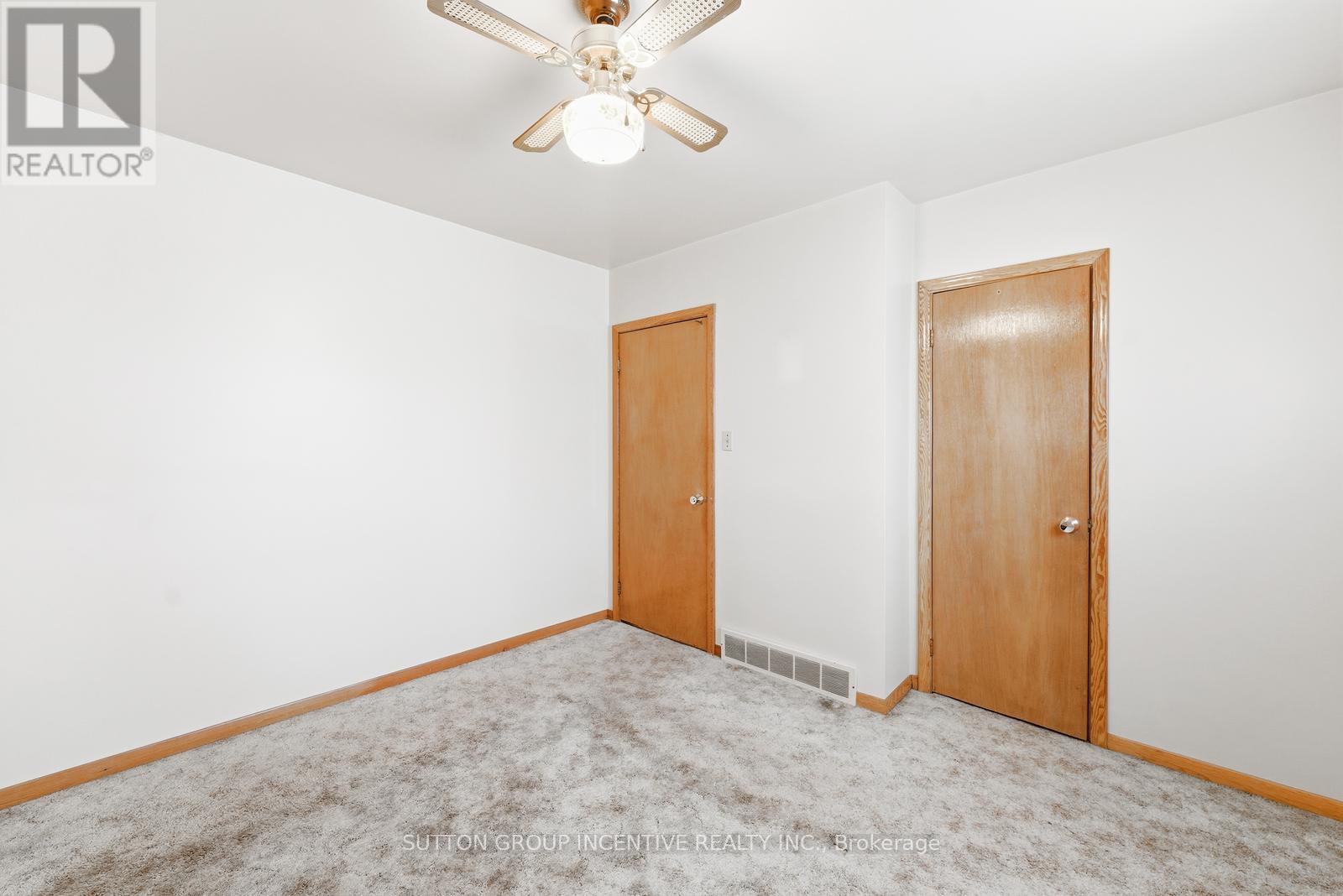 71 Kilgour Avenue, Welland, Ontario  L3C 2P8 - Photo 20 - X12718286