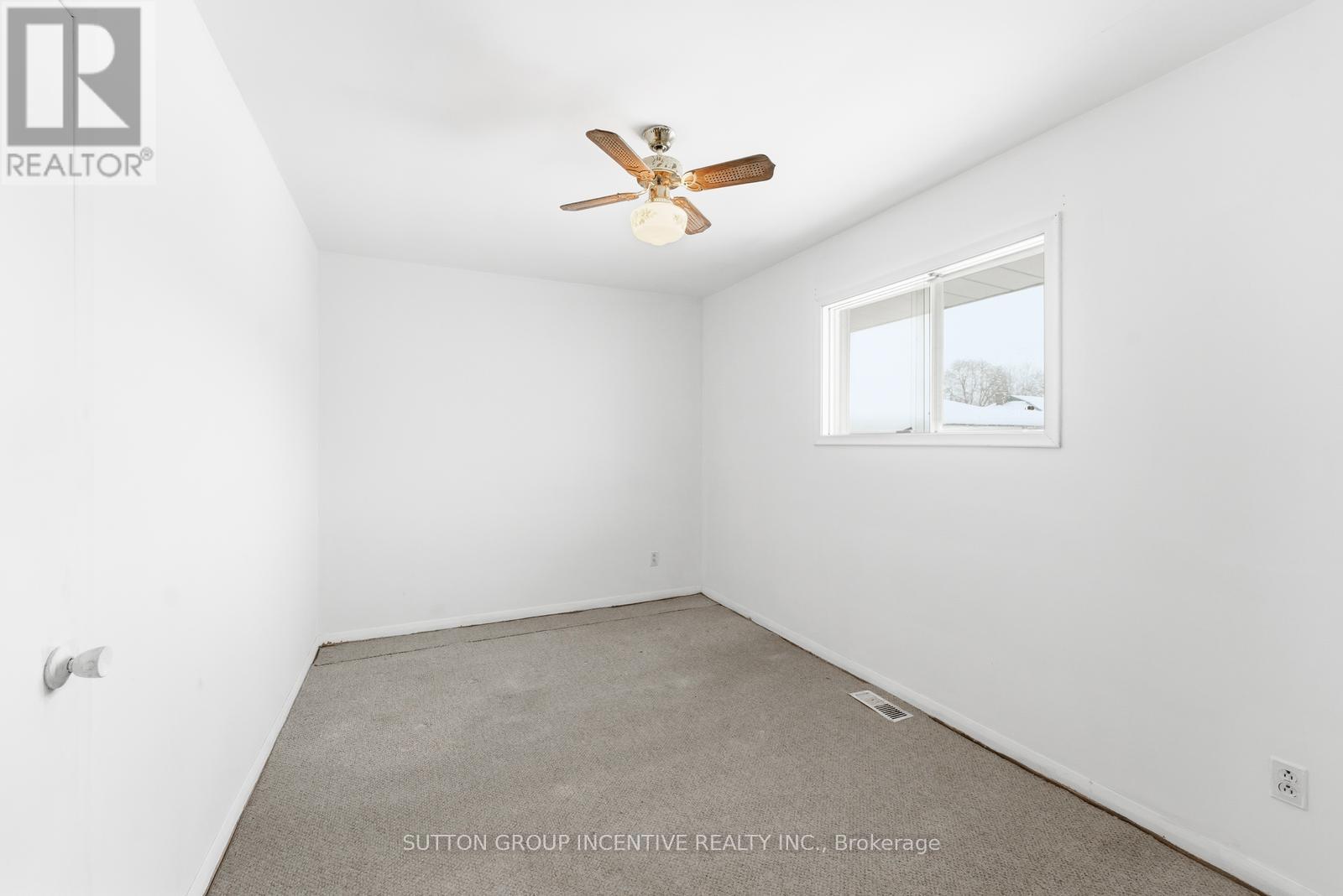 71 Kilgour Avenue, Welland, Ontario  L3C 2P8 - Photo 21 - X12718286