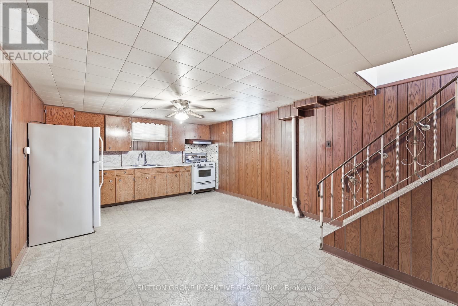 71 Kilgour Avenue, Welland, Ontario  L3C 2P8 - Photo 26 - X12718286