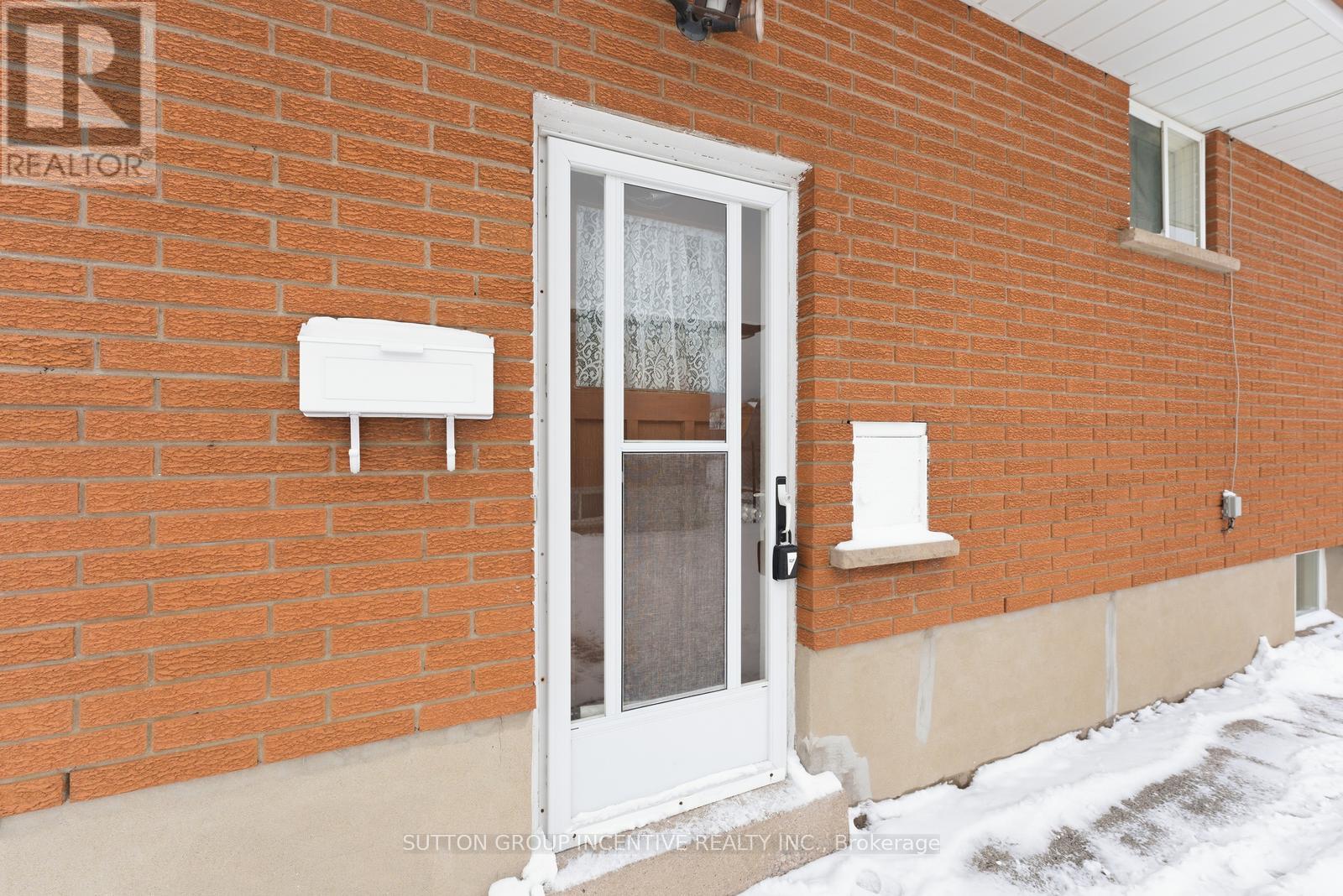 71 Kilgour Avenue, Welland, Ontario  L3C 2P8 - Photo 39 - X12718286