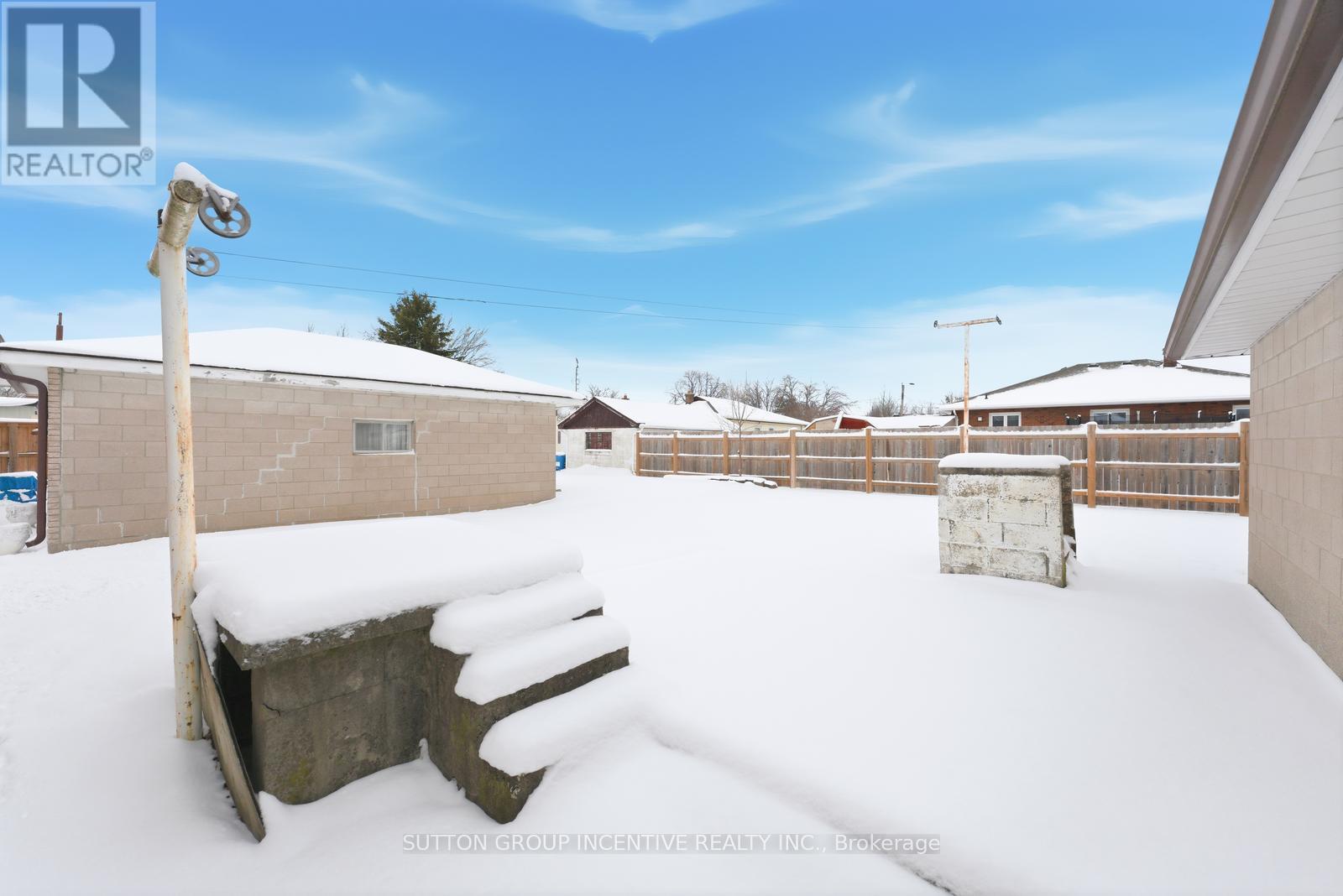 71 Kilgour Avenue, Welland, Ontario  L3C 2P8 - Photo 40 - X12718286