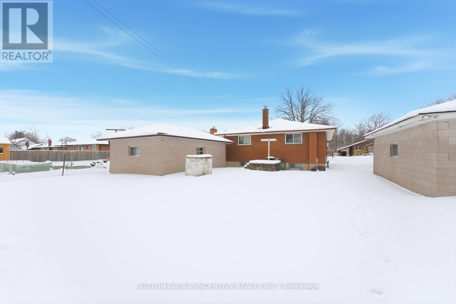 71 Kilgour Avenue, Welland, Ontario  L3C 2P8 - Photo 41 - X12718286