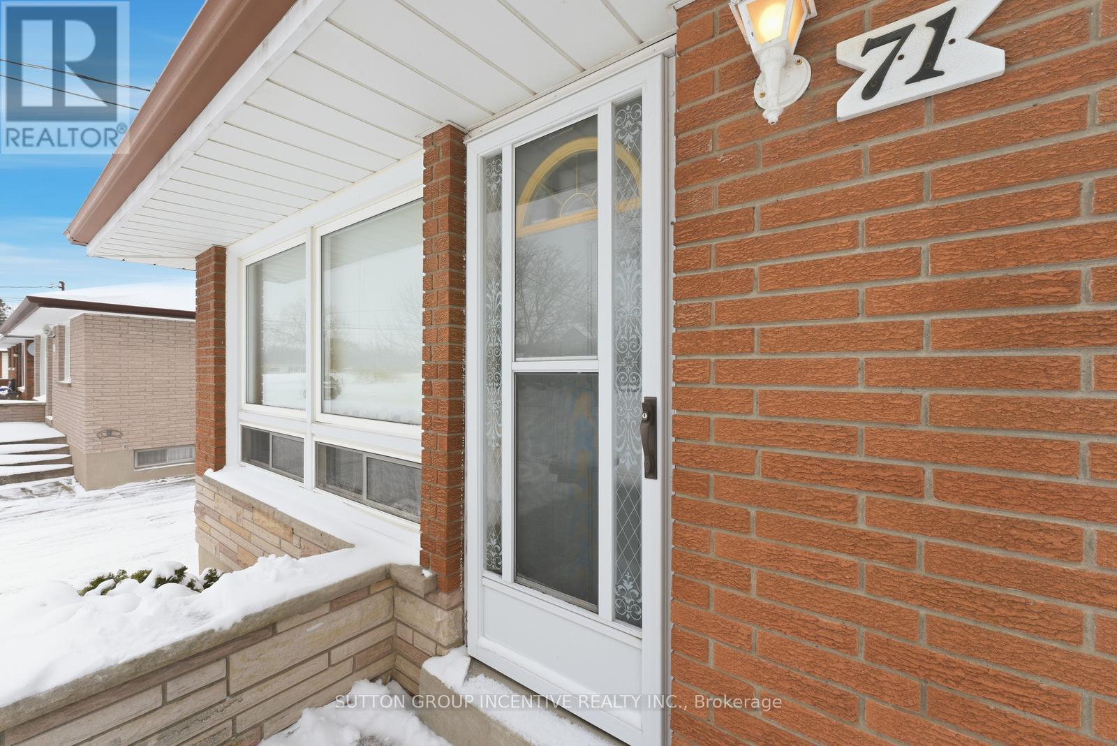 71 Kilgour Avenue, Welland, Ontario  L3C 2P8 - Photo 5 - X12718286