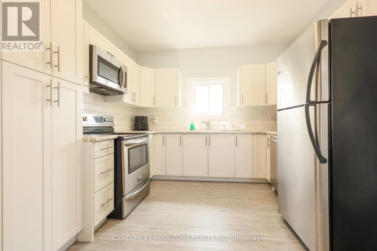 5283 Buchanan Avenue, Niagara Falls, Ontario  L2E 5A7 - Photo 12 - X12718334