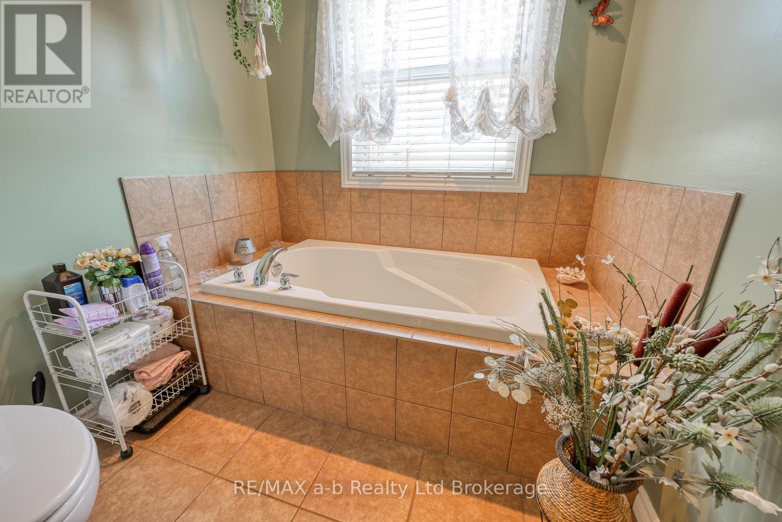 229 Cherry Street, Ingersoll, Ontario  N5C 3M2 - Photo 26 - X12718504