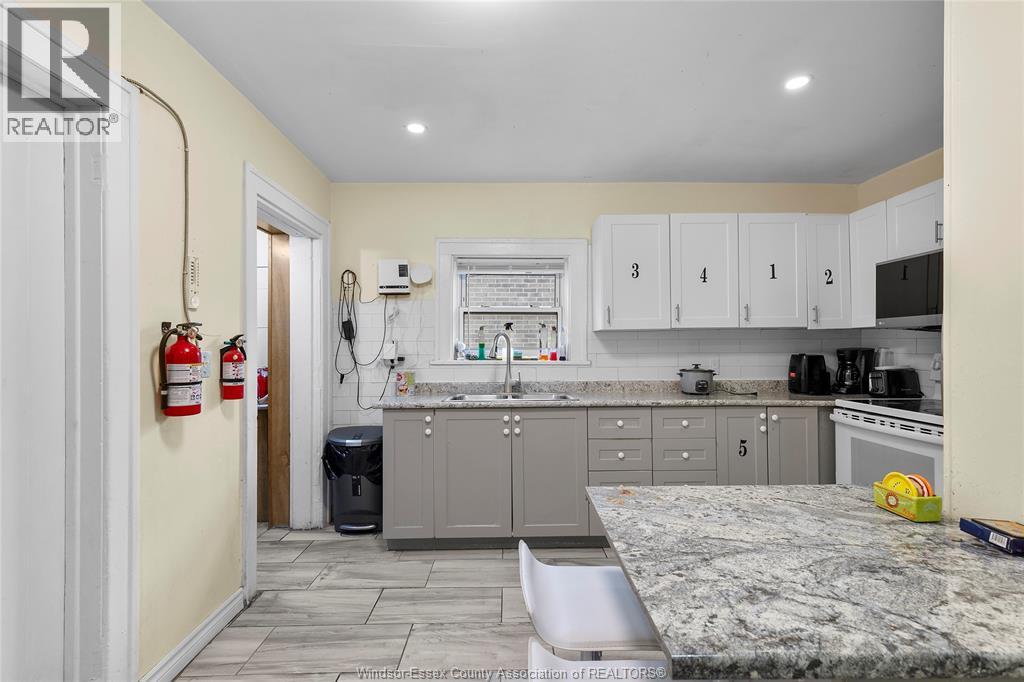 609 St. Joseph, Windsor, Ontario  N9C 3H3 - Photo 14 - 26001665
