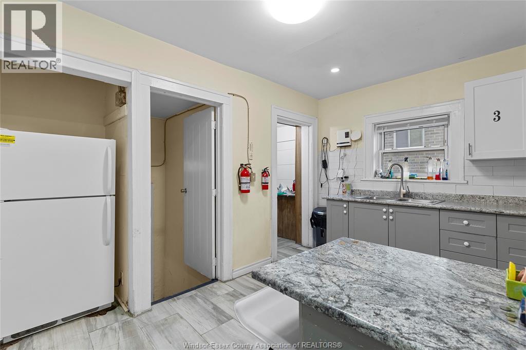 609 St. Joseph, Windsor, Ontario  N9C 3H3 - Photo 19 - 26001665