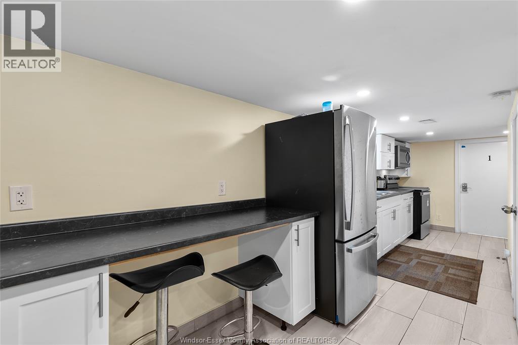 609 St. Joseph, Windsor, Ontario  N9C 3H3 - Photo 32 - 26001665