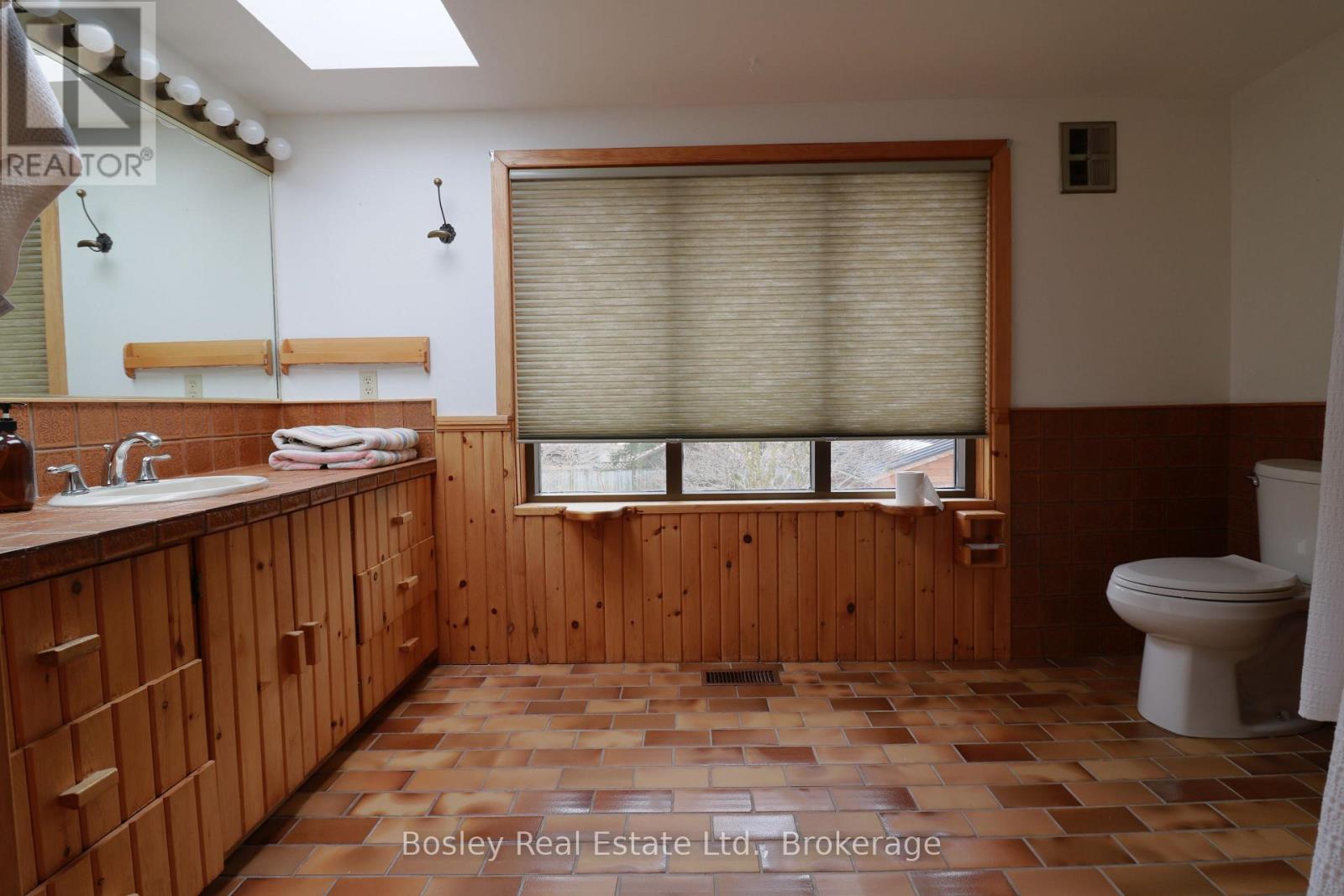 150 Fourth Street W, Collingwood, Ontario L9Y 1R8 - Photo 16 - S12718502