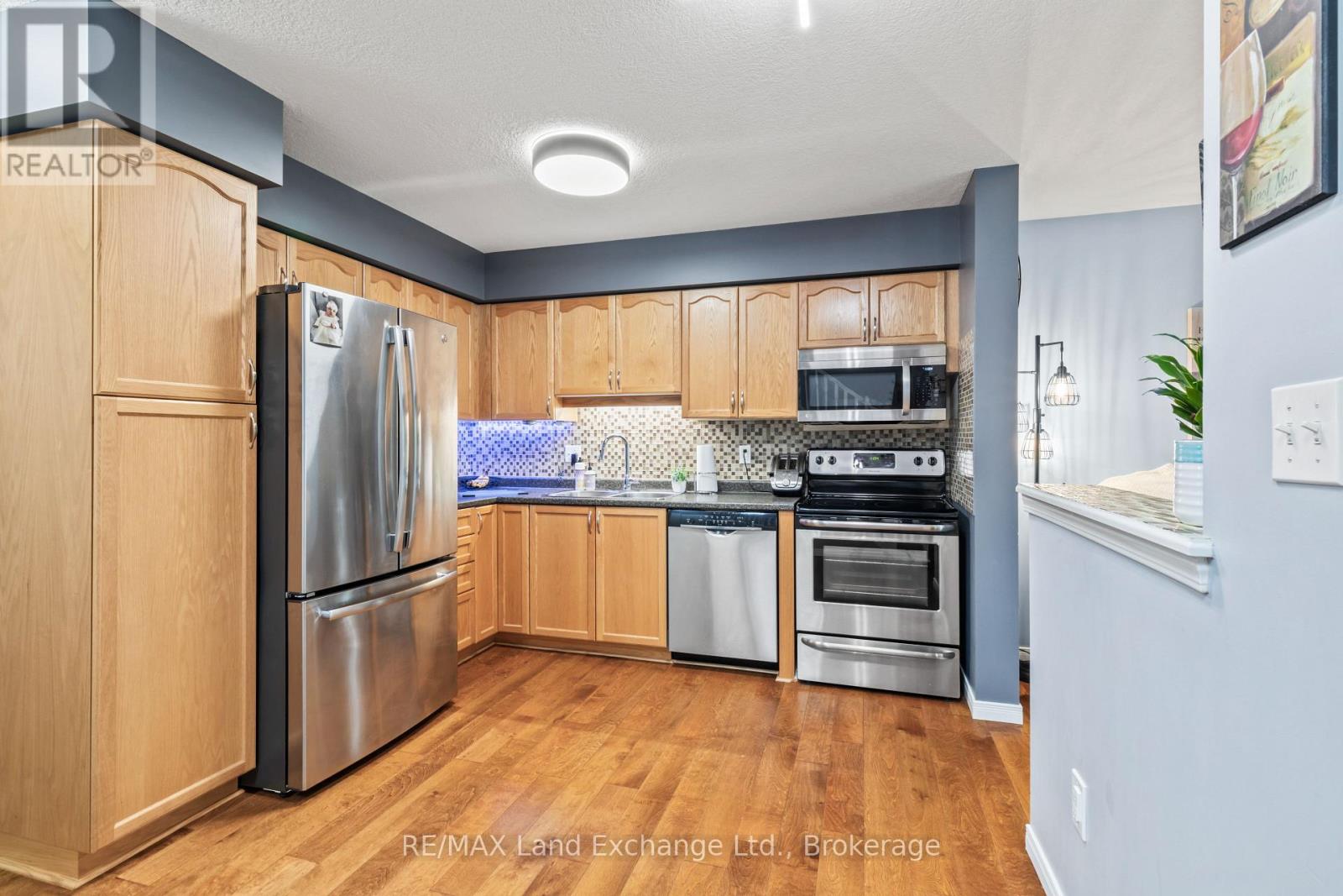 103 - 409 Joseph Street, Saugeen Shores, Ontario  N0H 2C2 - Photo 5 - X12718446