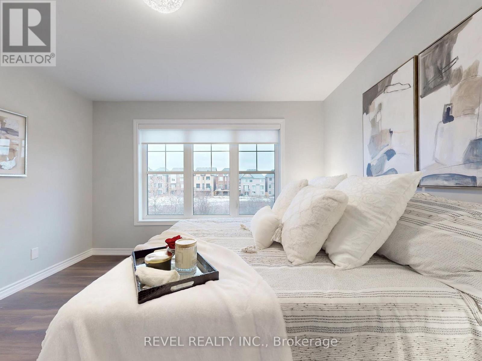 4 Paradise Way, Whitby, Ontario L1R 0R7 - Photo 19 - E12718424