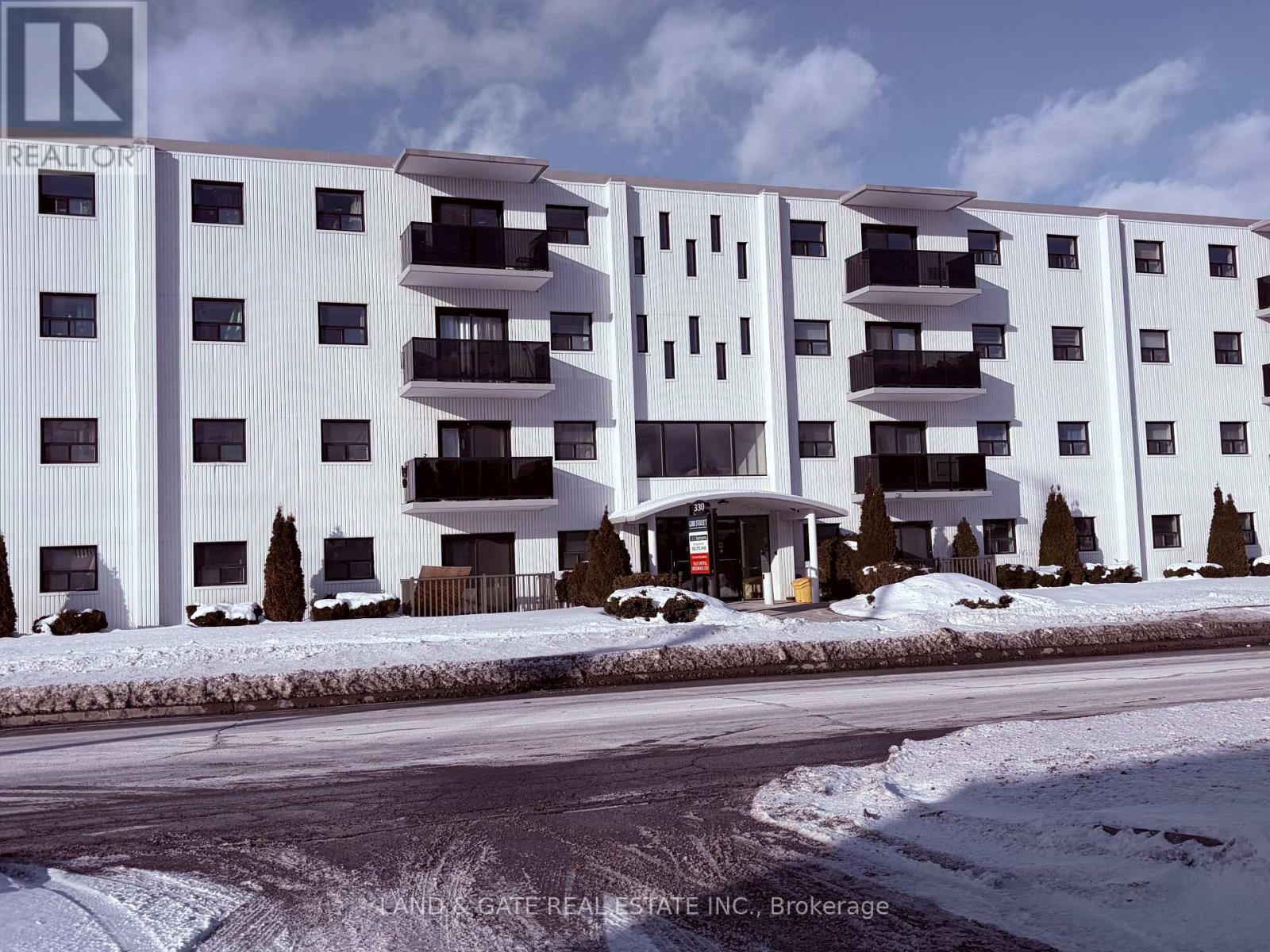 201 - 330 Gibb Street, Oshawa, Ontario  L1J 1Z2 - Photo 1 - E12718458