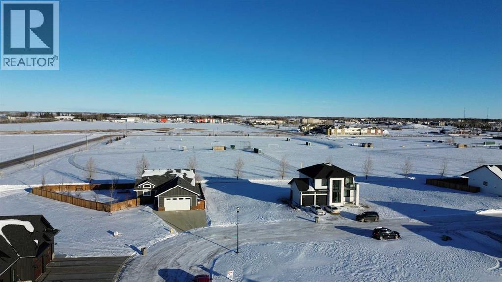 6926 Meadowview Drive, Stettler, Alberta  T0C 2L1 - Photo 4 - A2189131