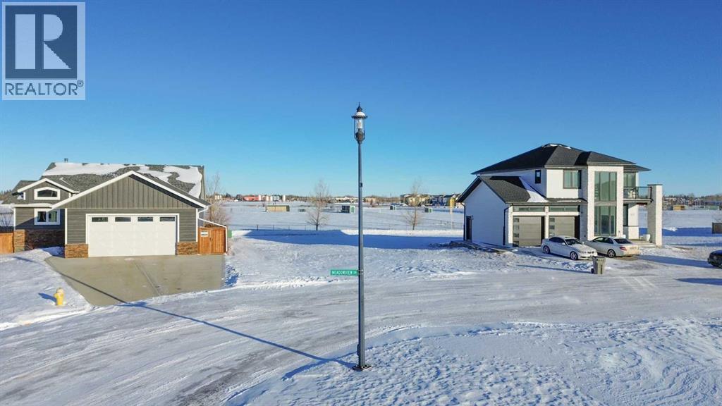 6926 Meadowview Drive, Stettler, Alberta  T0C 2L1 - Photo 5 - A2189131