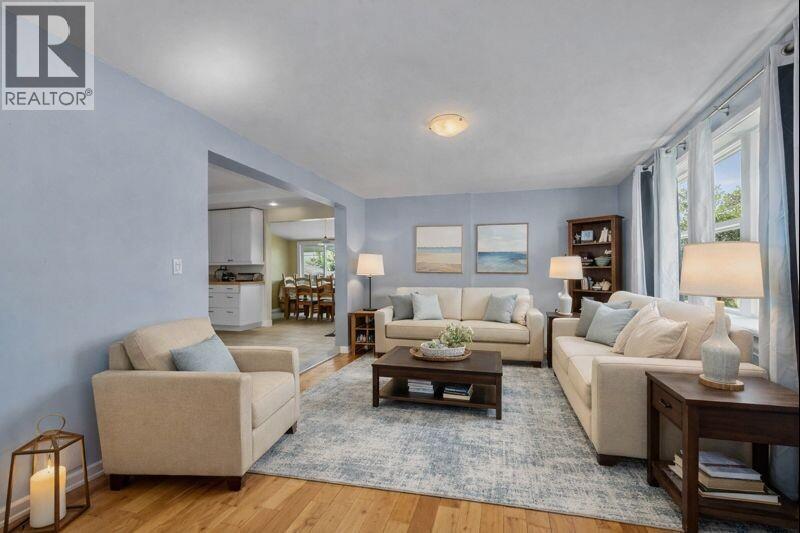 755 Crestline Street, Kamloops, British Columbia  V2B 5X2 - Photo 4 - 10373403