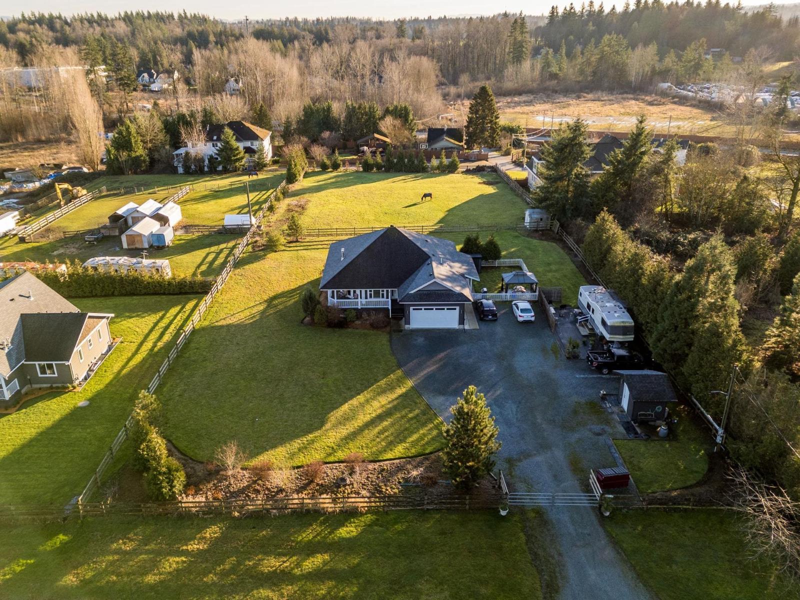 23436 44 Avenue, Langley, British Columbia  V2Z 2V2 - Photo 1 - C8075086