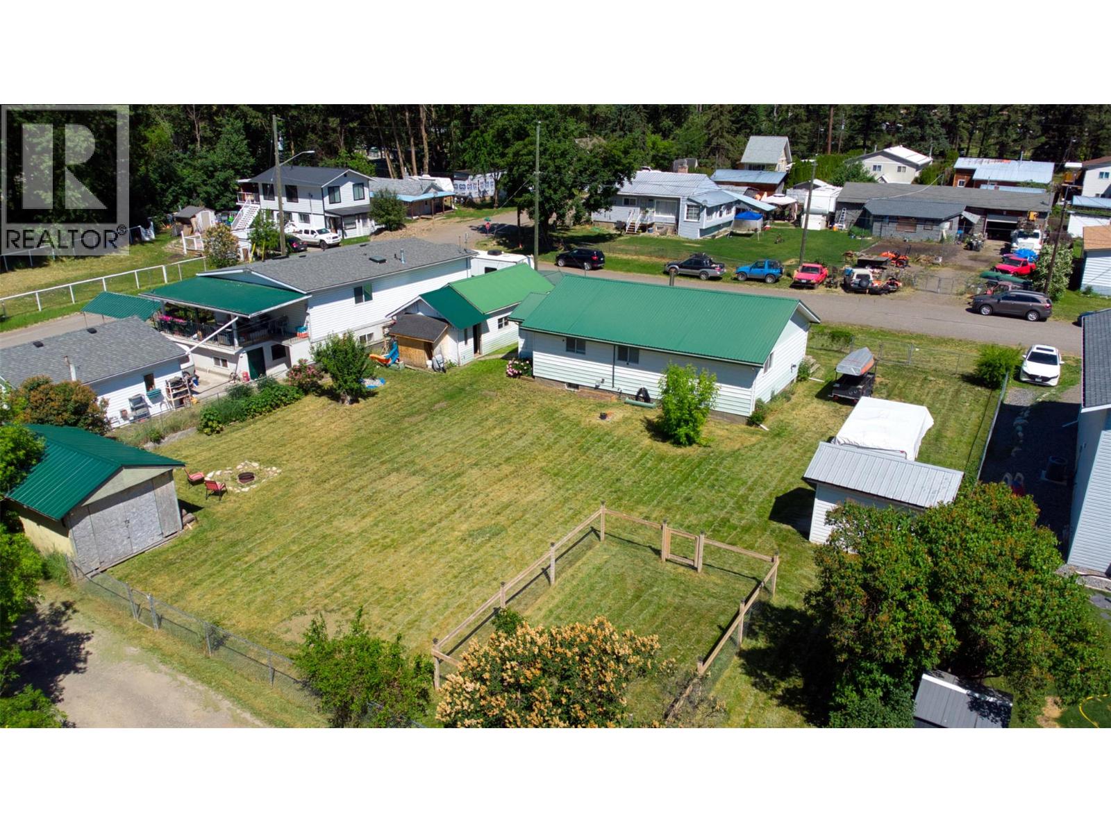 5783 Ponderosa Road, Falkland, British Columbia  V0E 1W0 - Photo 5 - 10373532