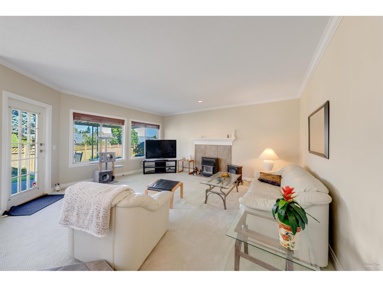 15303 28a Avenue, Surrey, British Columbia  V4P 1G4 - Photo 11 - R3081889