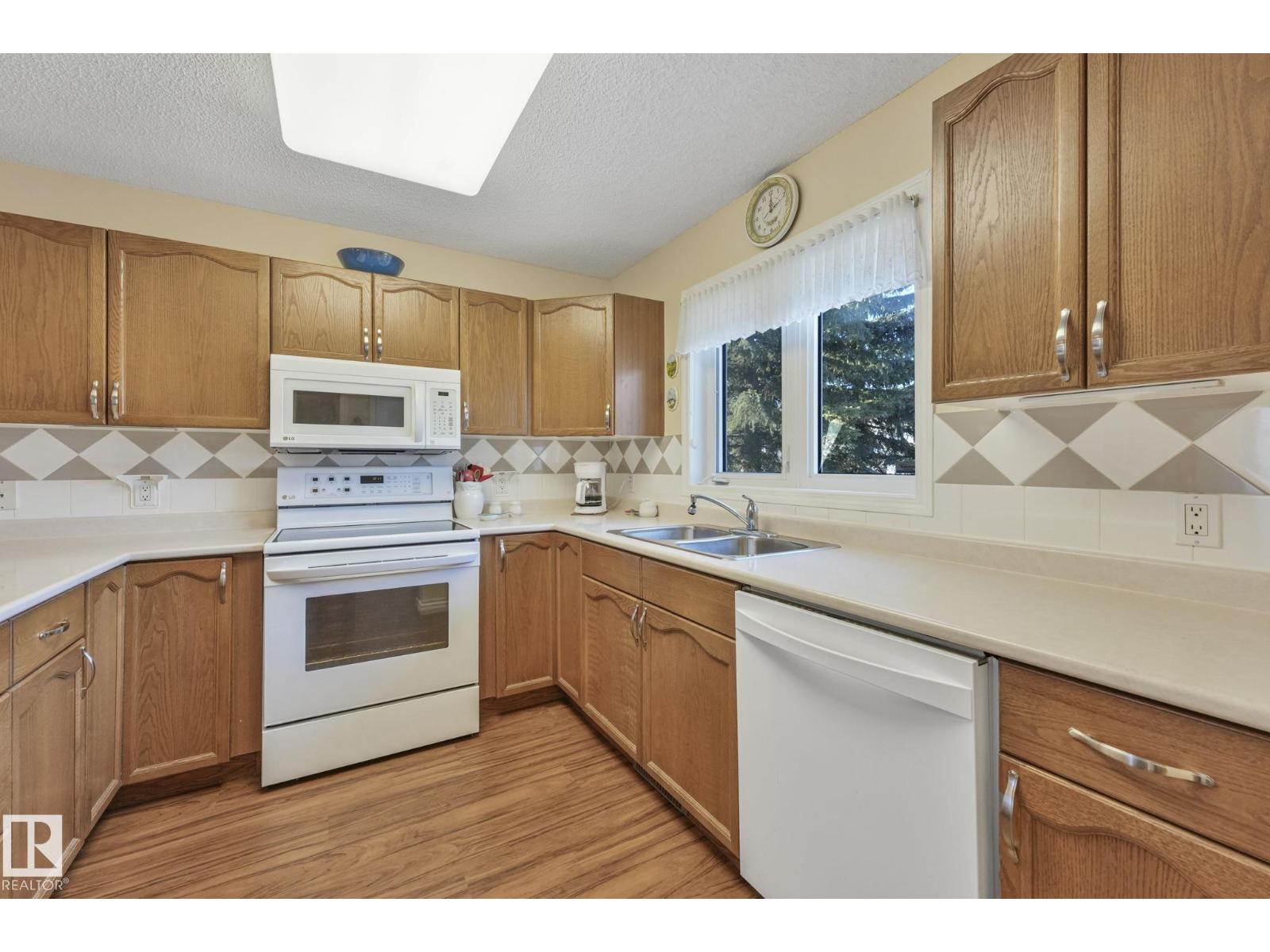 168 Kingswood Bv, St. Albert, Alberta  T8N 6Z2 - Photo 8 - E4470667