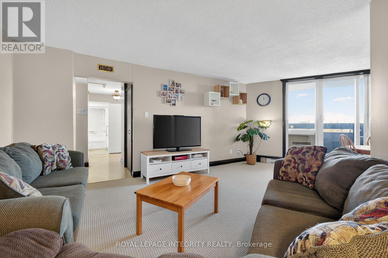 706 - 2020 Jasmine Crescent, Ottawa, Ontario  K1J 8K5 - Photo 10 - X12718408