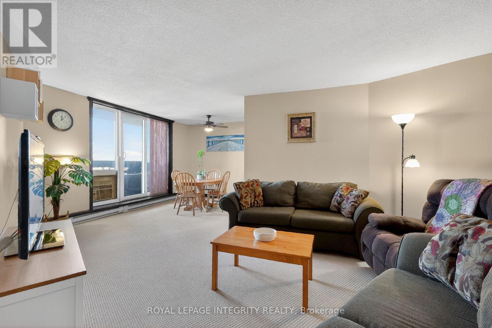 706 - 2020 Jasmine Crescent, Ottawa, Ontario  K1J 8K5 - Photo 8 - X12718408