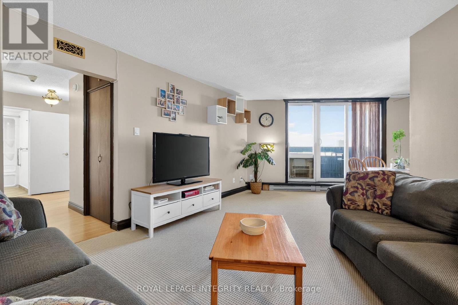 706 - 2020 Jasmine Crescent, Ottawa, Ontario  K1J 8K5 - Photo 9 - X12718408