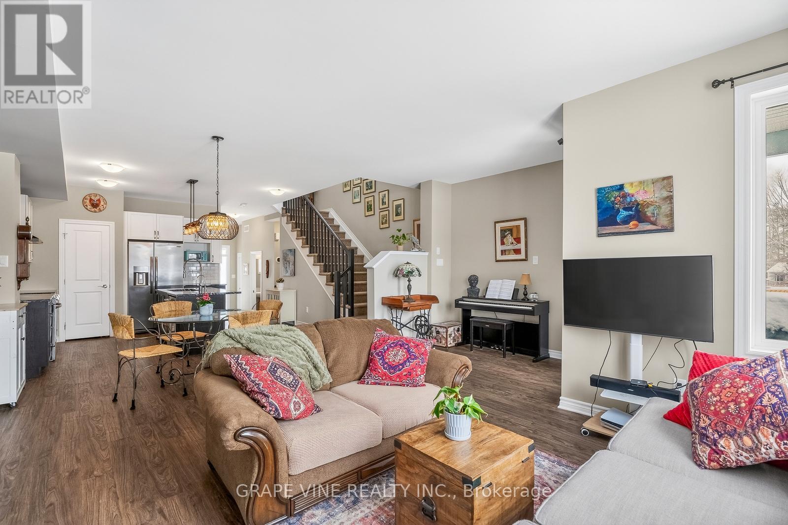 650 Fisher Street, North Grenville, Ontario  K0G 1J0 - Photo 17 - X12718430