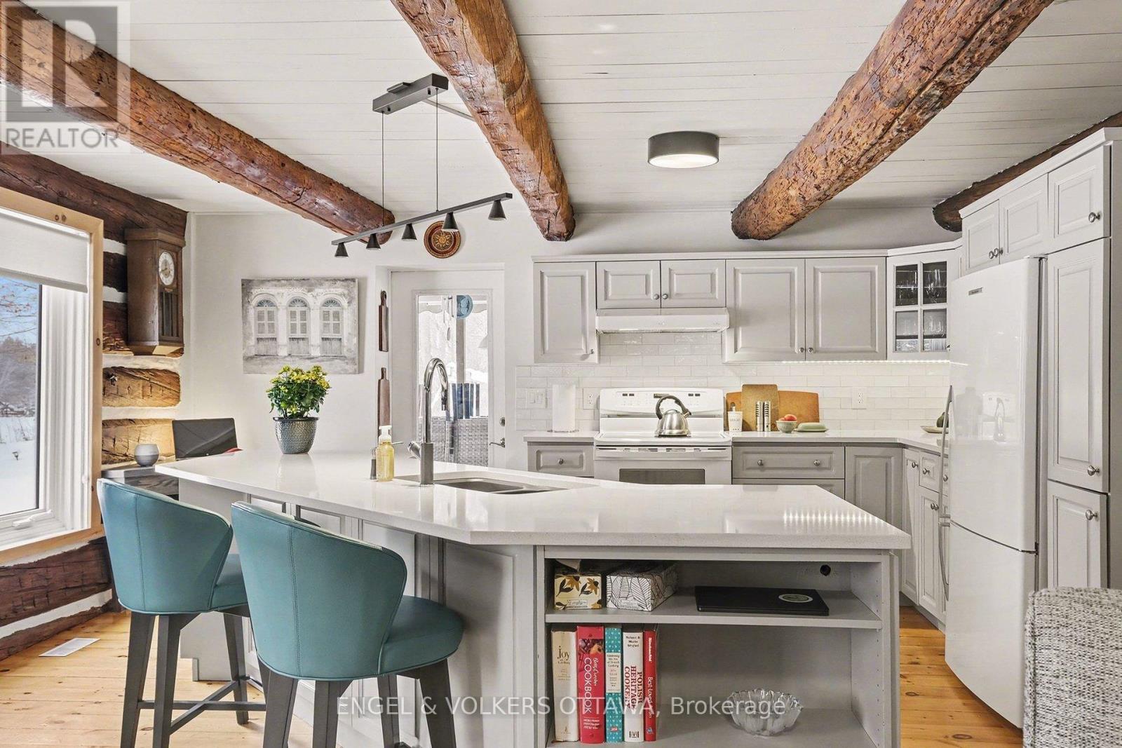 126 Buttermilk Hill Road, Drummond/north Elmsley, Ontario  K7H 3C3 - Photo 10 - X12718464