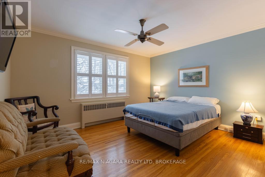 47 Thorndale Avenue, St. Catharines, Ontario  L2R 6A6 - Photo 10 - X12718436