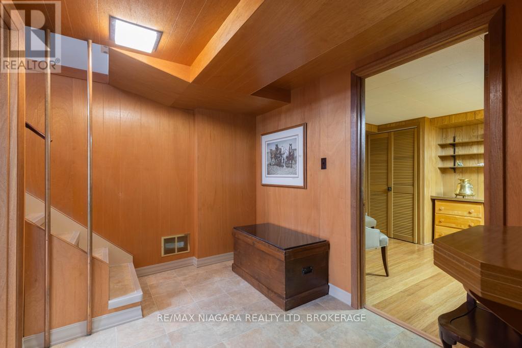 47 Thorndale Avenue, St. Catharines, Ontario  L2R 6A6 - Photo 16 - X12718436