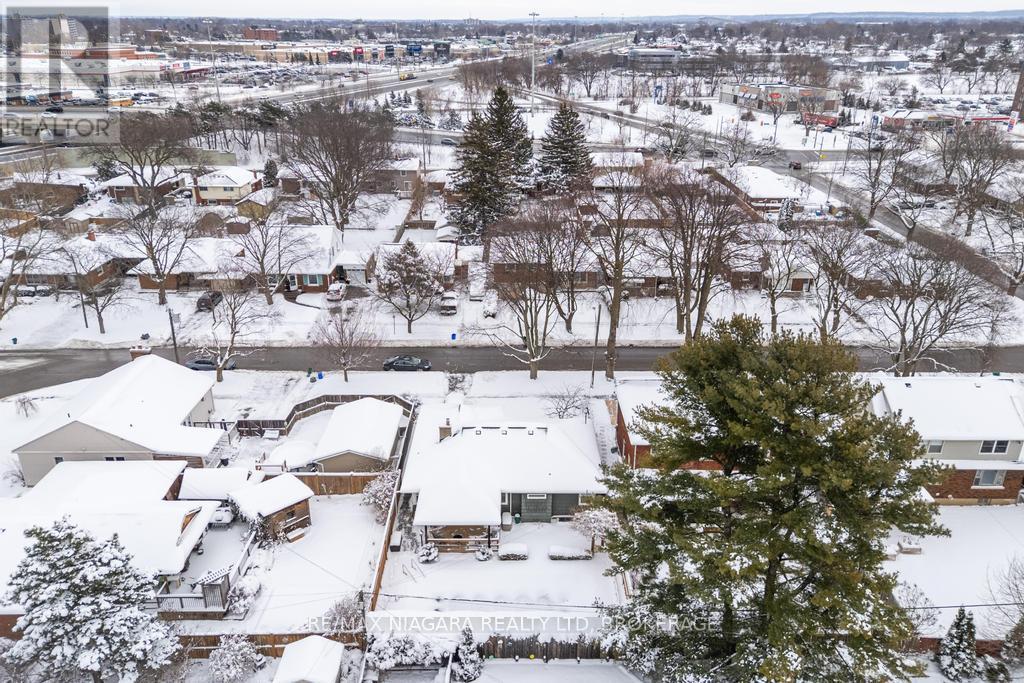 47 Thorndale Avenue, St. Catharines, Ontario  L2R 6A6 - Photo 29 - X12718436