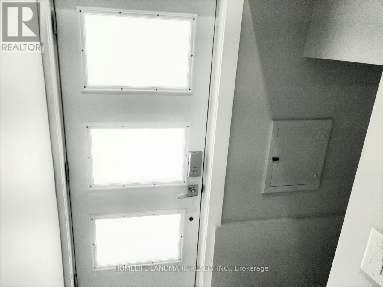 12 Ottawa Court, Aurora, Ontario  L4G 2Y7 - Photo 14 - N12718298