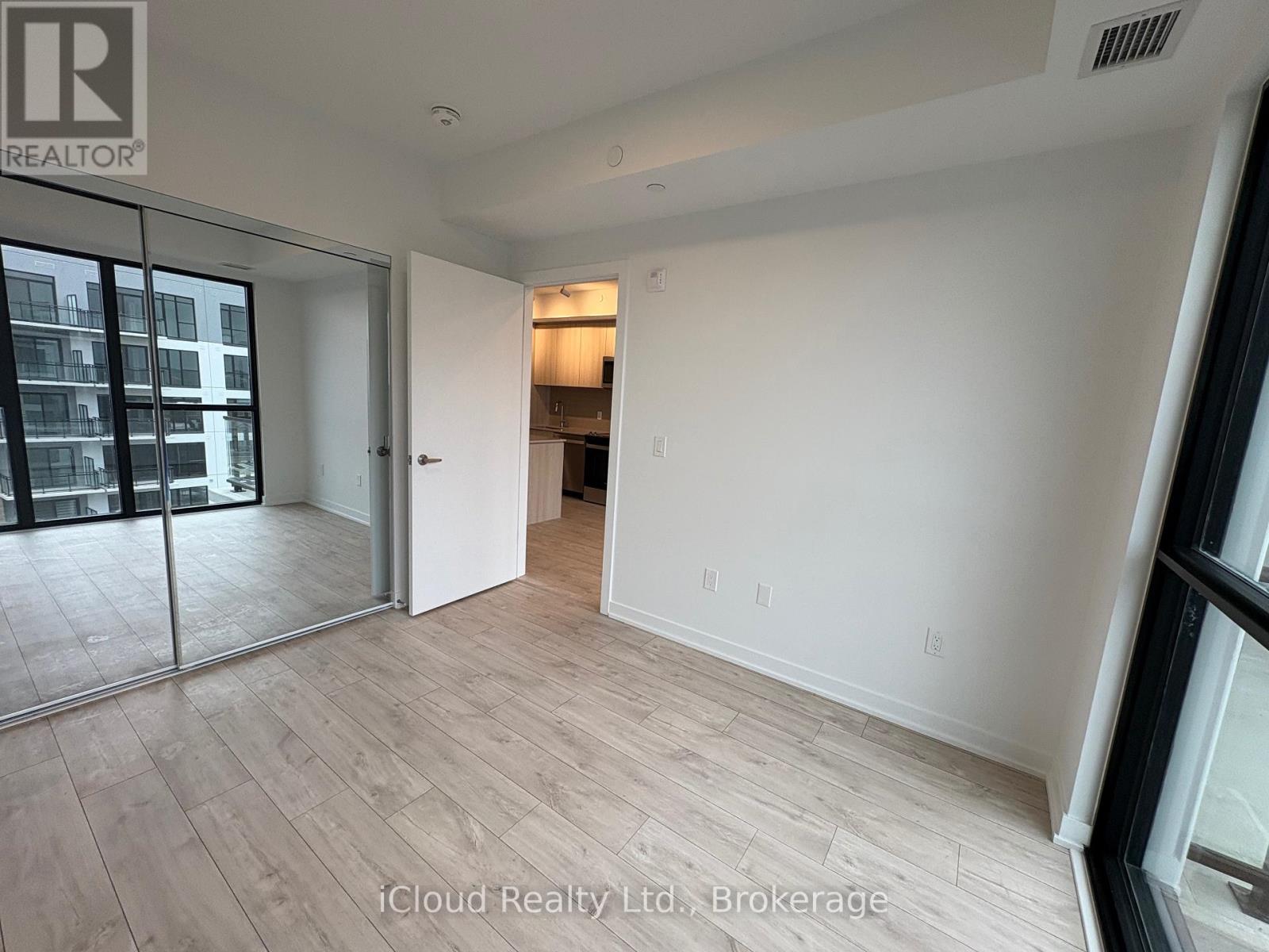 706 - 750 Whitlock Avenue, Milton, Ontario  L9E 2B4 - Photo 15 - W12715864