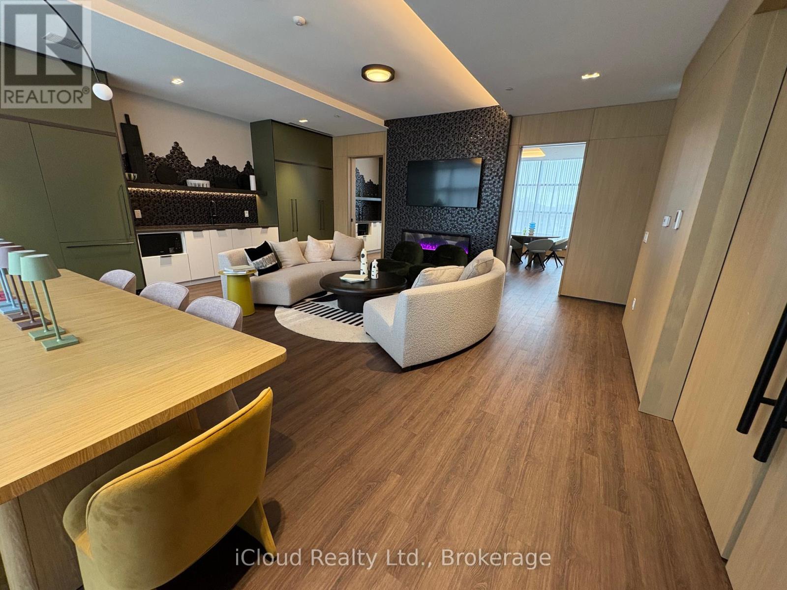 706 - 750 Whitlock Avenue, Milton, Ontario  L9E 2B4 - Photo 33 - W12715864