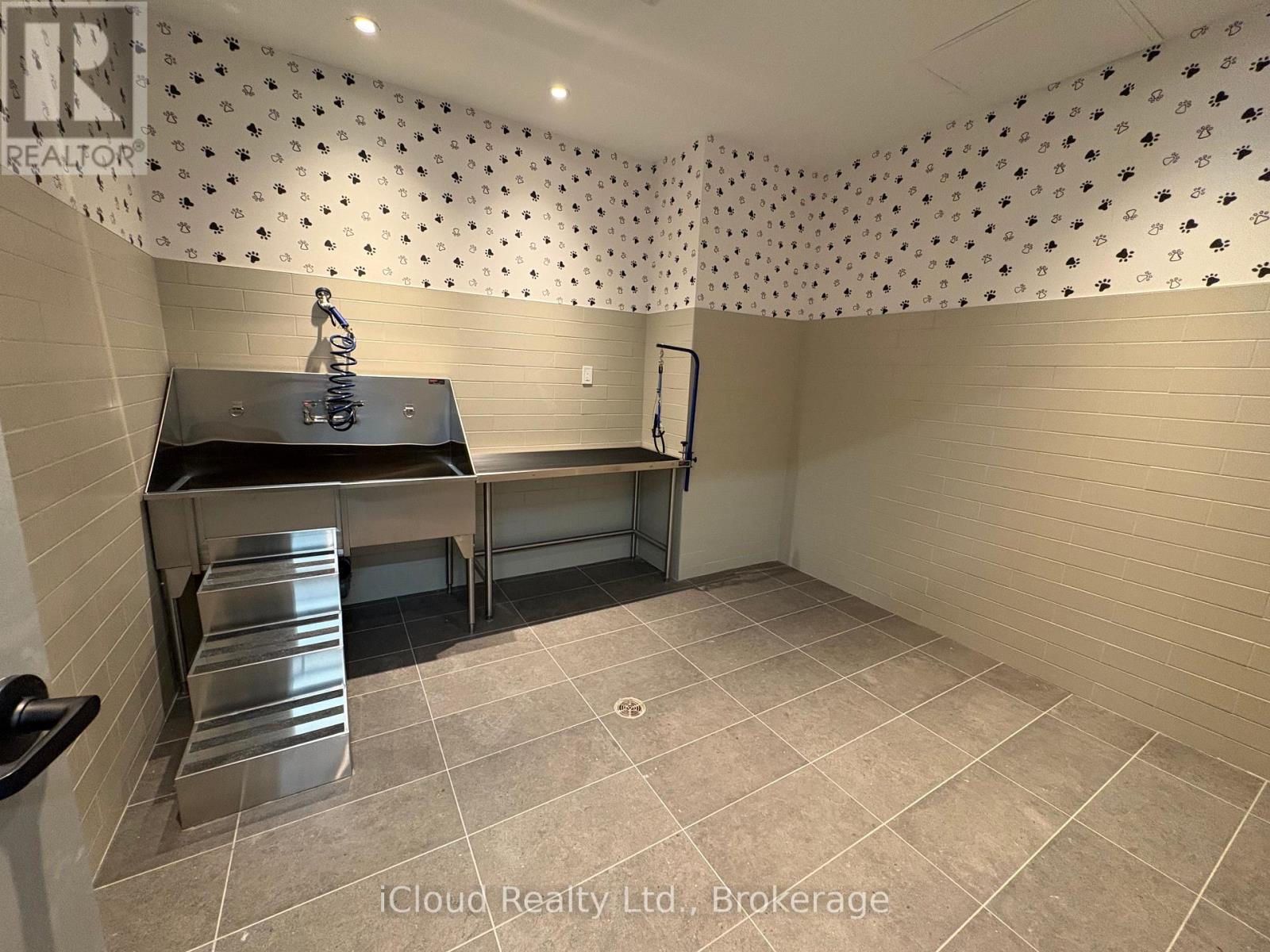 706 - 750 Whitlock Avenue, Milton, Ontario  L9E 2B4 - Photo 37 - W12715864