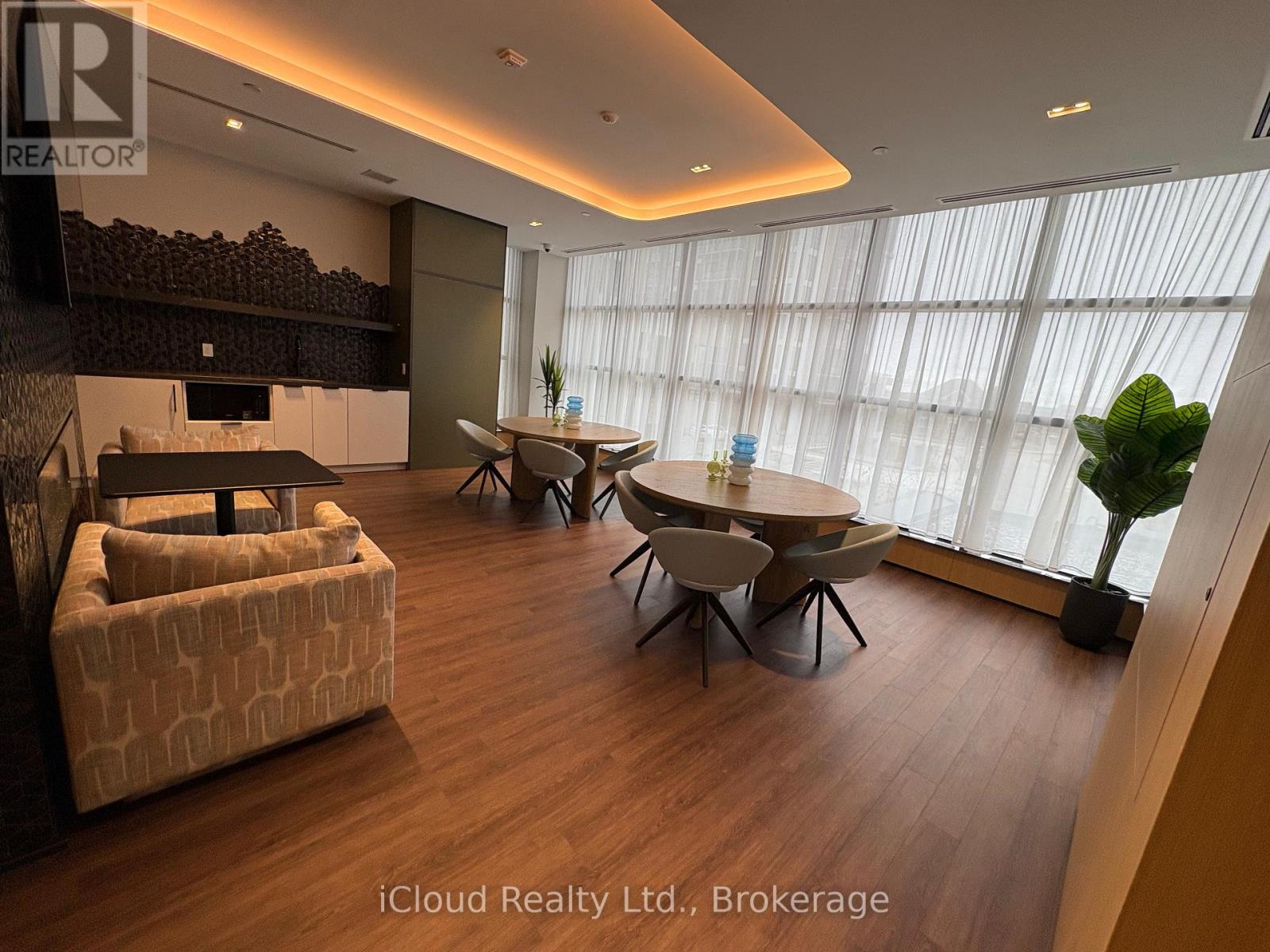 706 - 750 Whitlock Avenue, Milton, Ontario  L9E 2B4 - Photo 23 - W12715864