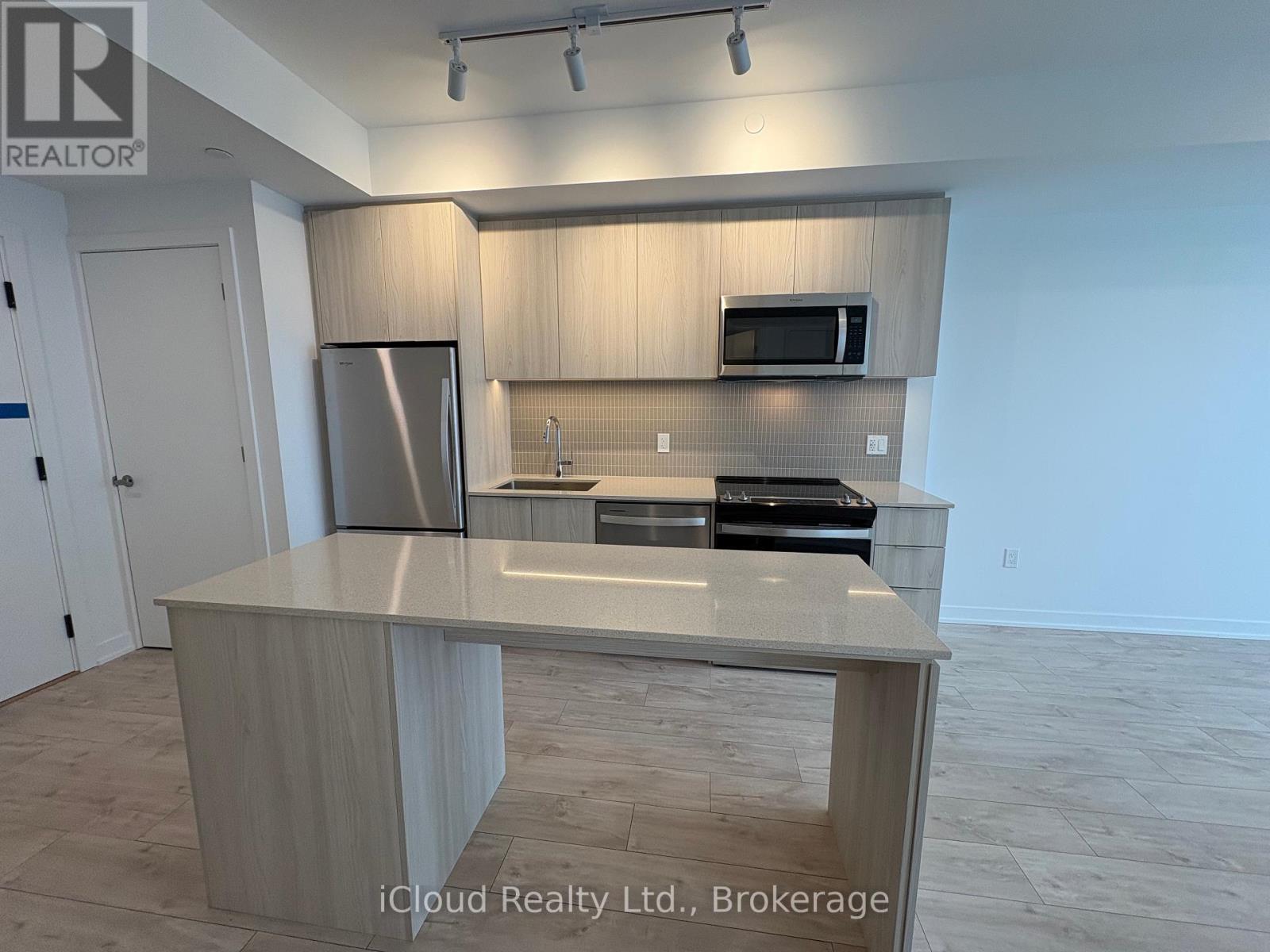 706 - 750 Whitlock Avenue, Milton, Ontario  L9E 2B4 - Photo 10 - W12715864