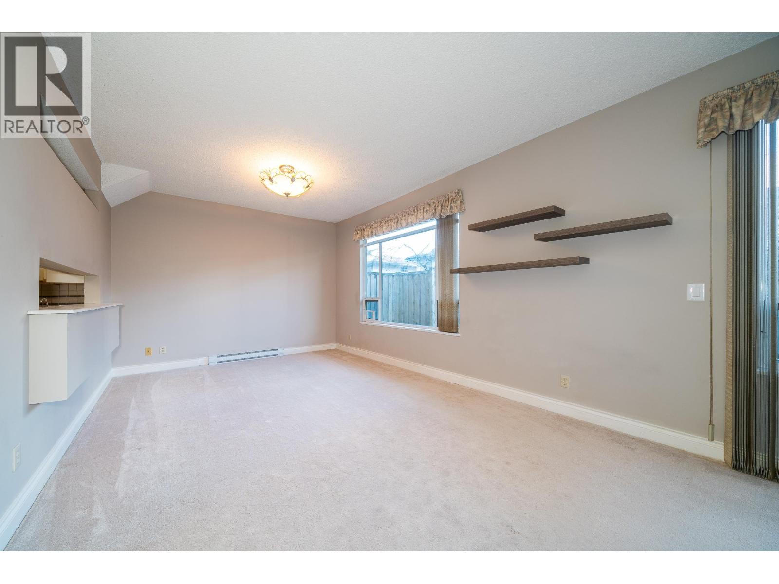 111 7500 Abercrombie Drive, Richmond, British Columbia  V6Y 3J9 - Photo 6 - R3081925