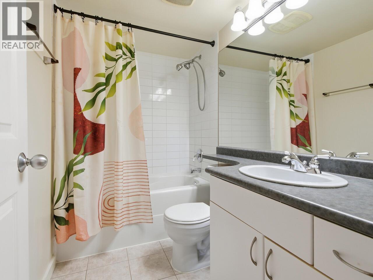 208 38 Seventh Avenue, New Westminster, British Columbia  V3L 5W2 - Photo 9 - R3081948