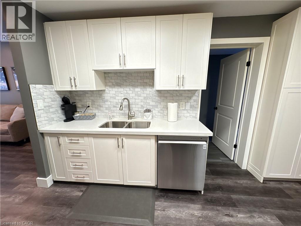 212 Rosslyn Avenue, Hamilton, Ontario  L8L 2N3 - Photo 7 - 40799833