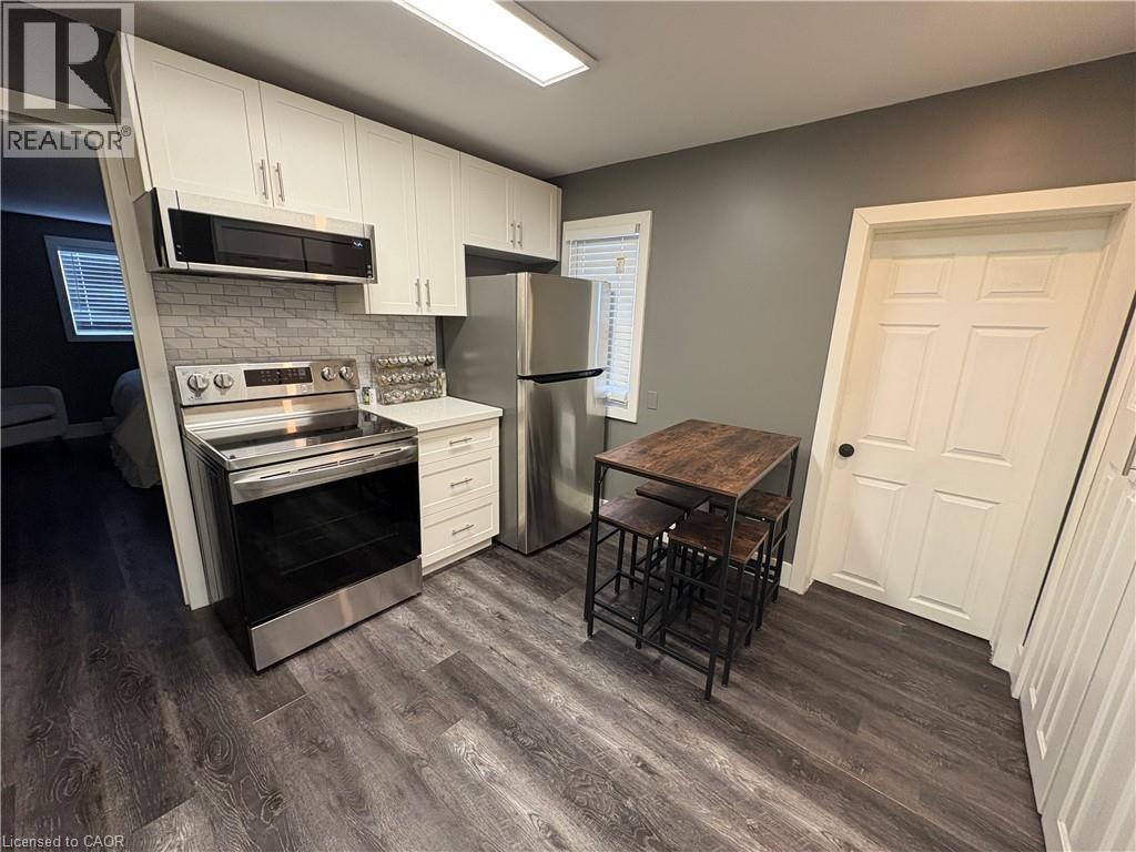 212 Rosslyn Avenue, Hamilton, Ontario  L8L 2N3 - Photo 3 - 40799833