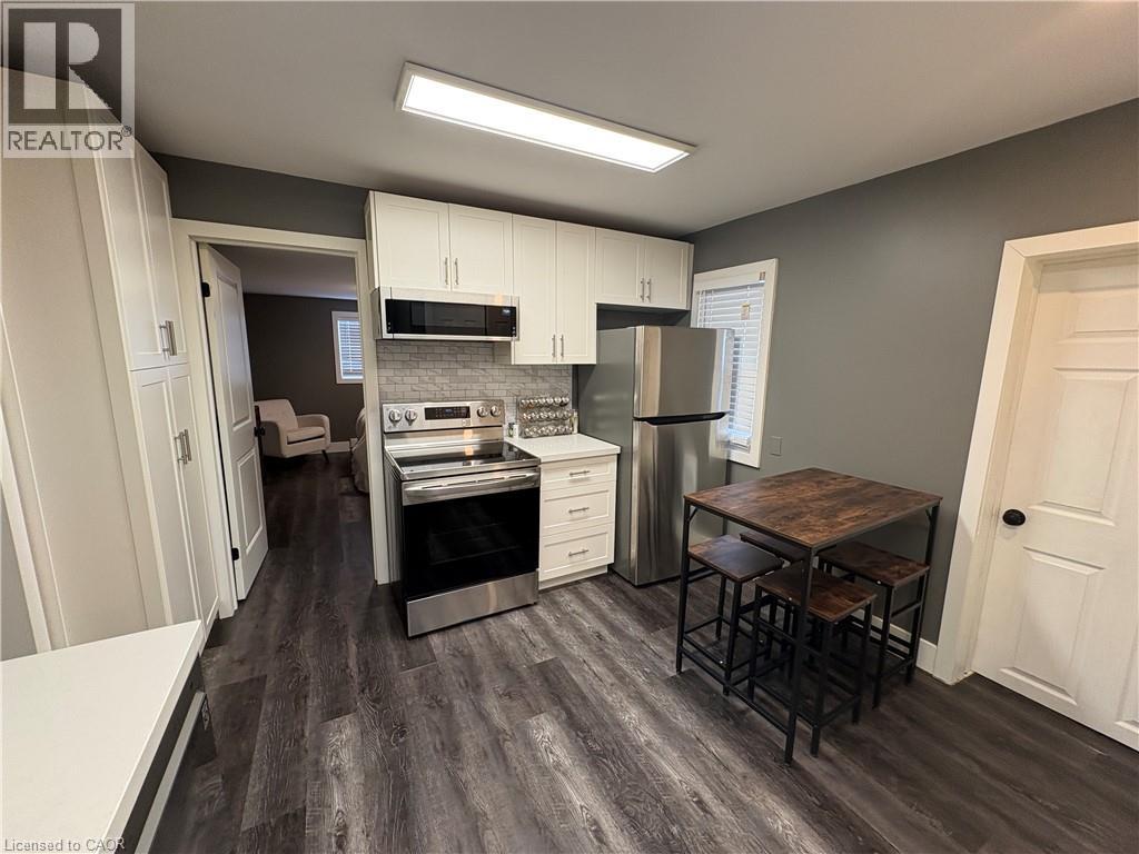 212 Rosslyn Avenue, Hamilton, Ontario  L8L 2N3 - Photo 2 - 40799833