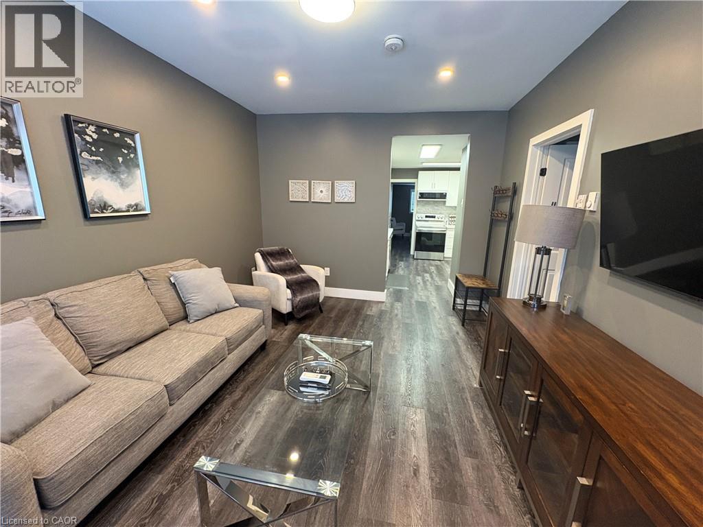 212 Rosslyn Avenue, Hamilton, Ontario  L8L 2N3 - Photo 4 - 40799833