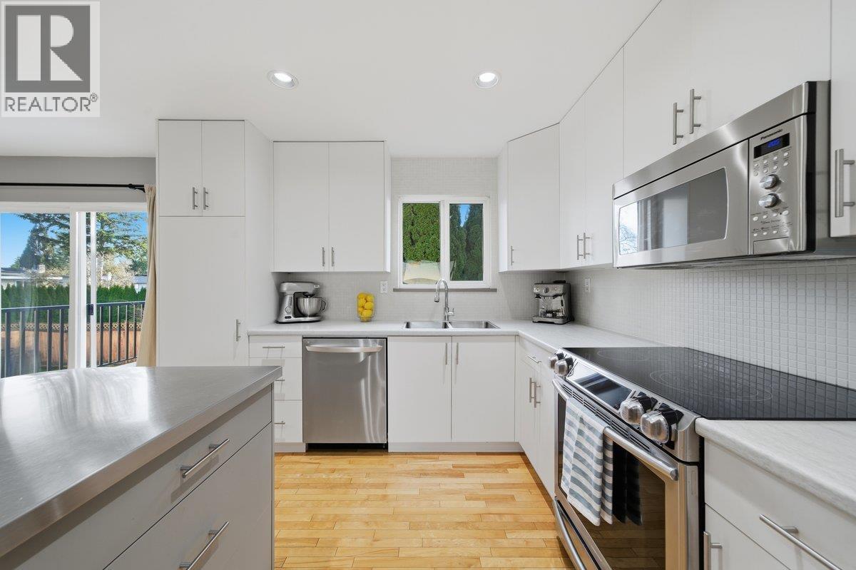 954 Lincoln Avenue, Port Coquitlam, British Columbia  V3B 5L3 - Photo 5 - R3081888