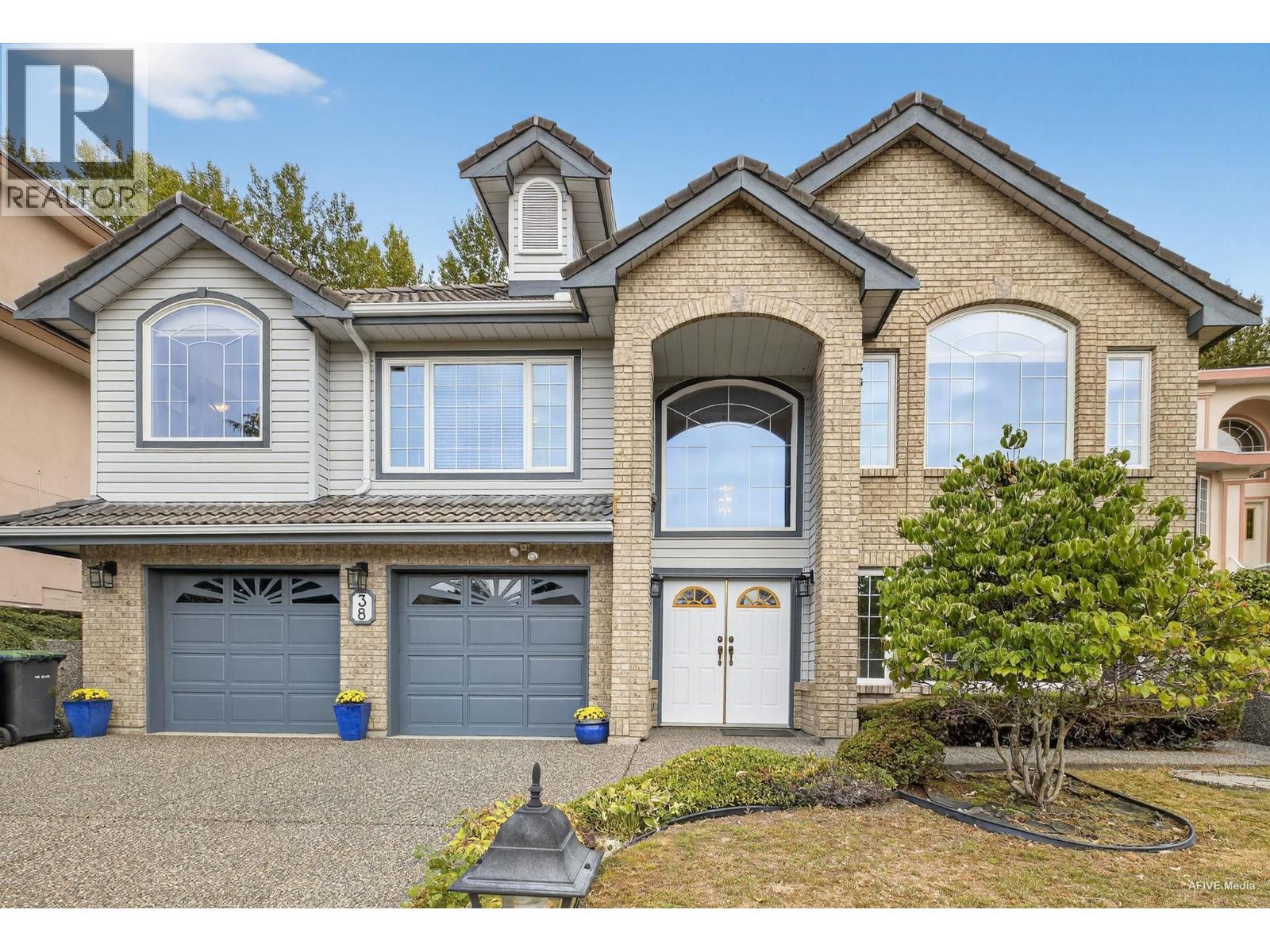 38 Timbercrest Drive, Port Moody, British Columbia  V3H 4T7 - Photo 3 - R3081965